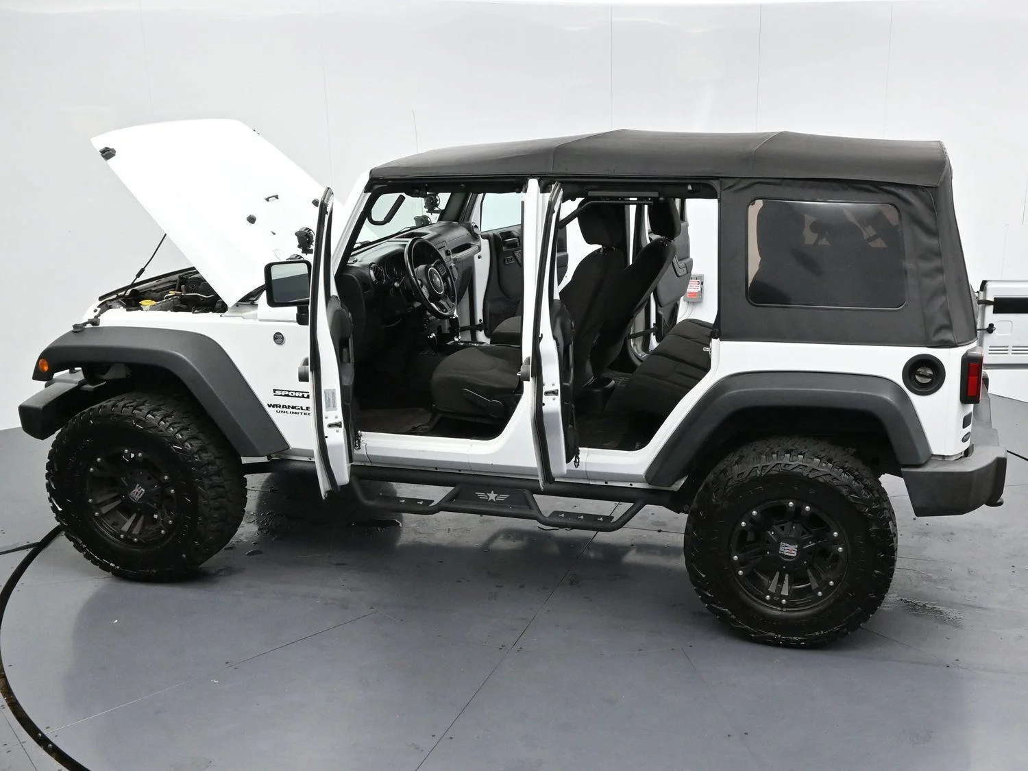 Used 2017 Bright White Clearcoat Jeep Sport image 37