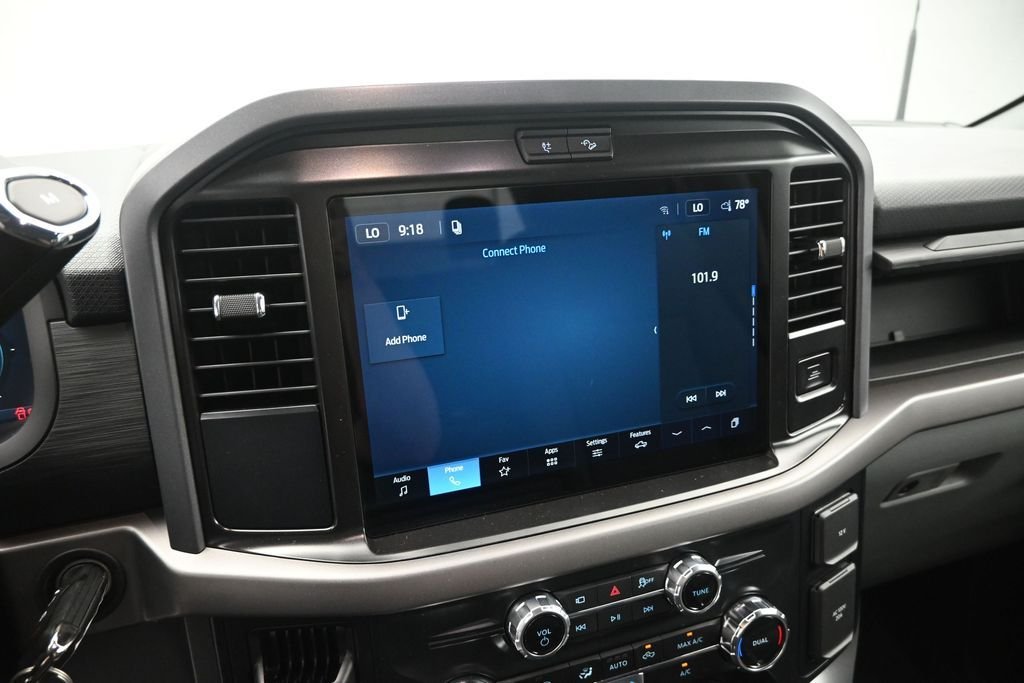 New 2026 Oxford White Ford XLT image 13