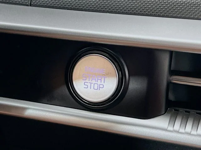 2023 Kia K5 GT-Line - Photo 16