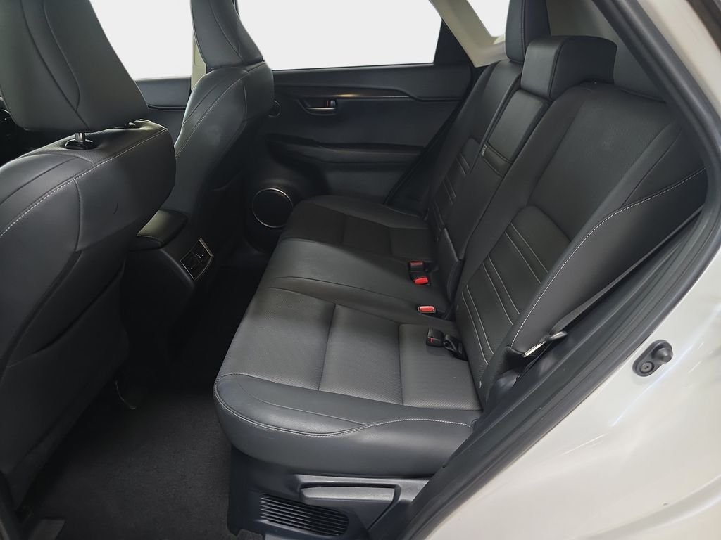 Used 2017 White Lexus 200t image 13