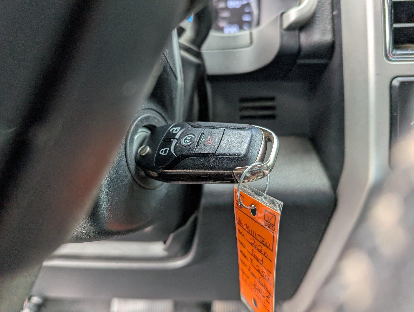 Used 2020 Agate Black Ford Lariat image 23