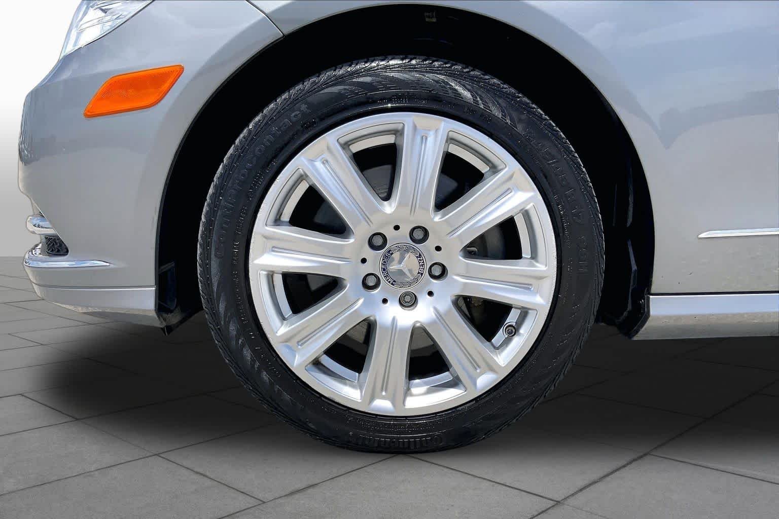 Used 2013 Palladium Silver Metallic Mercedes-Benz E 350 Luxury image 11