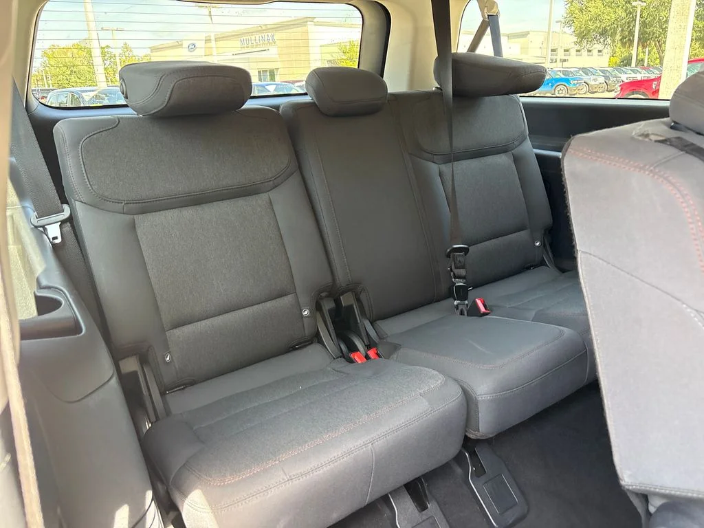 Certified Used 2025 Silver Ford Active image 31