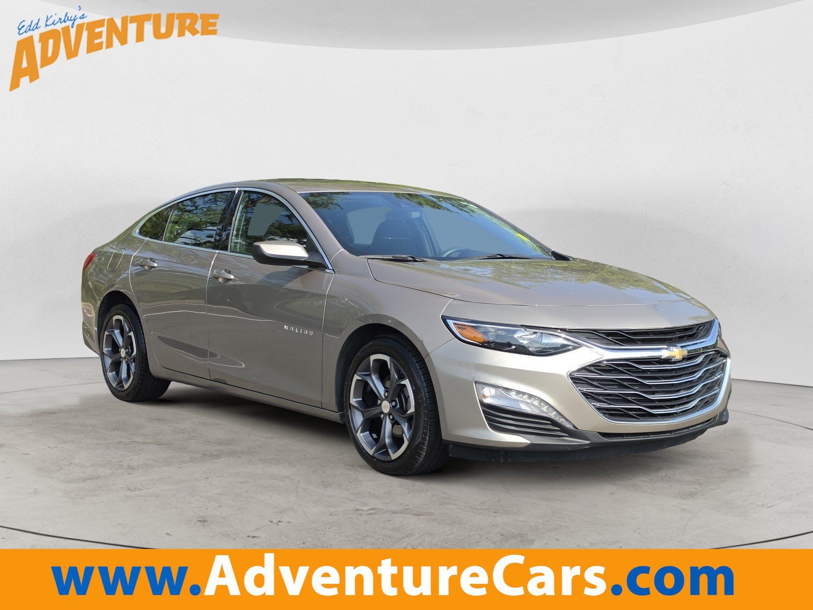 Used 2024 Mineral Gray Metallic Chevrolet LT image 1