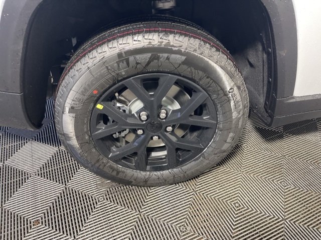 2025 Jeep Grand Cherokee Altitude X photo 4