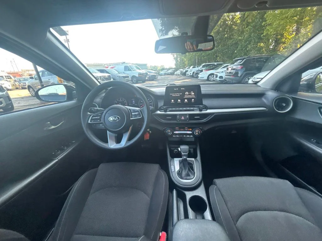 Used 2019 Gray Kia LXS image 19