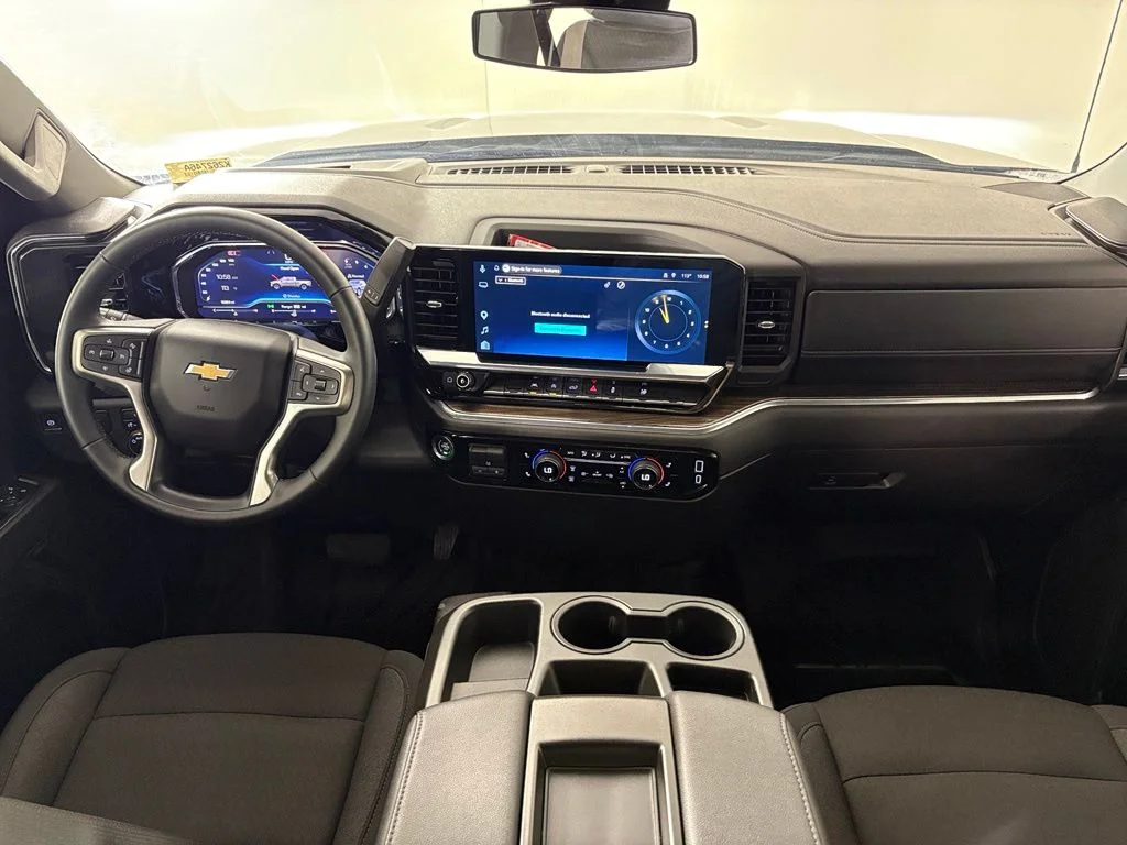 Used 2025 Black Chevrolet LT image 39