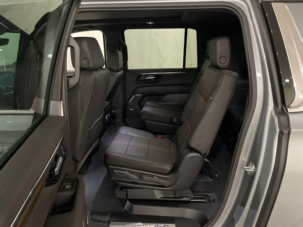 2026 Chevrolet Suburban High Country - Photo 30