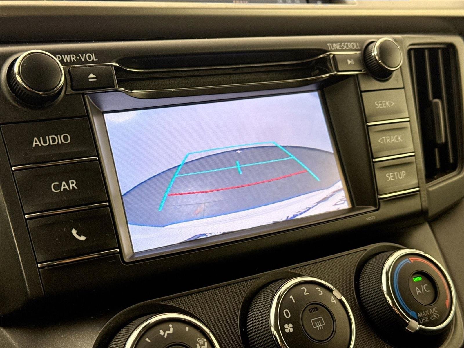 Used 2018 Super White Toyota LE image 21