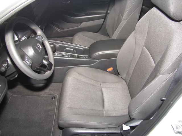 Certified Used 2025 Platinum White Pearl Honda SE image 40