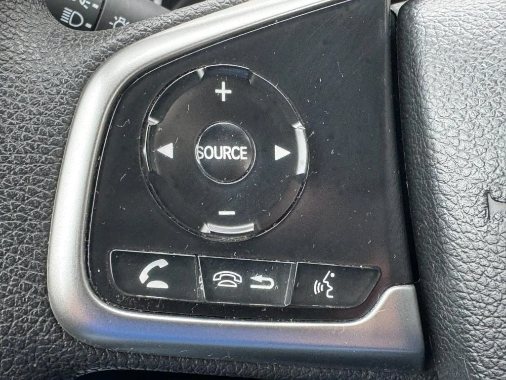 Used 2018 Black Honda LX image 24