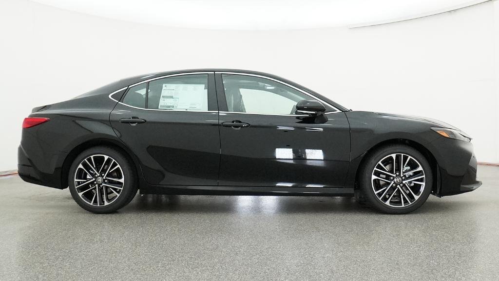 New 2026 Midnight Black Metallic Toyota XLE image 19