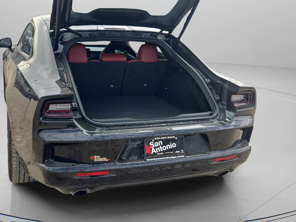 New 2026 Diamond Black Crystal Pearlcoat Dodge R/T Scat Pack image 27