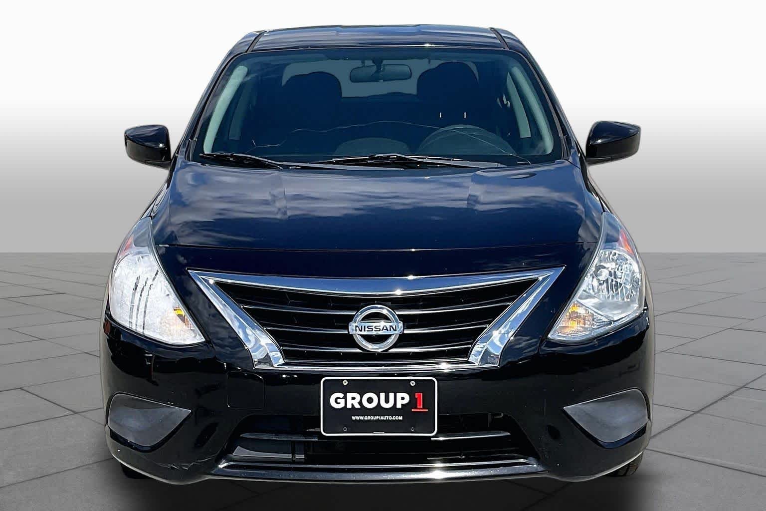 Used 2018 Super Black Nissan SV image 4