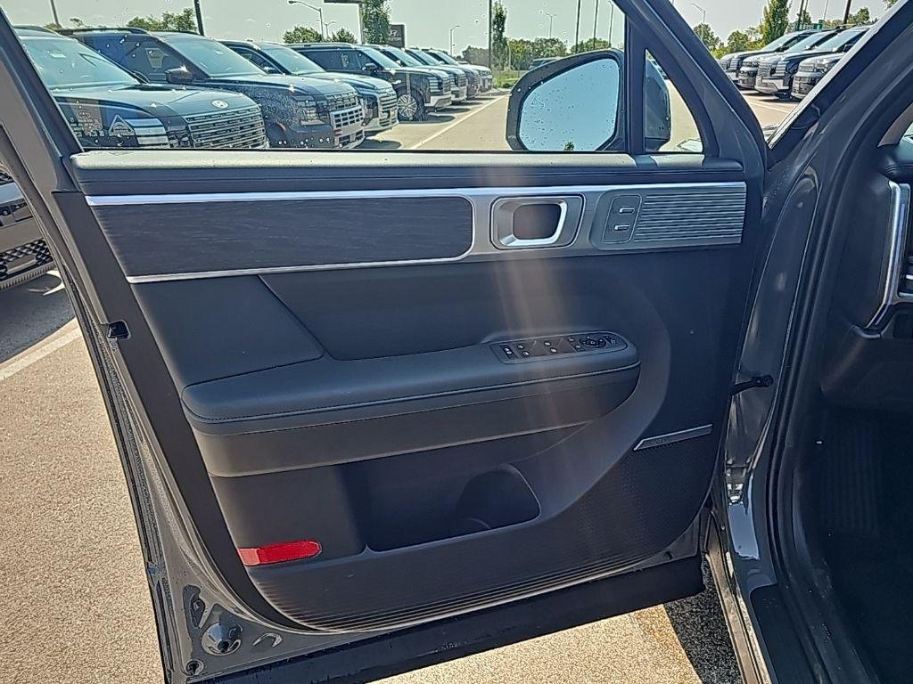 2026 Hyundai Santa Fe Limited - Photo 10
