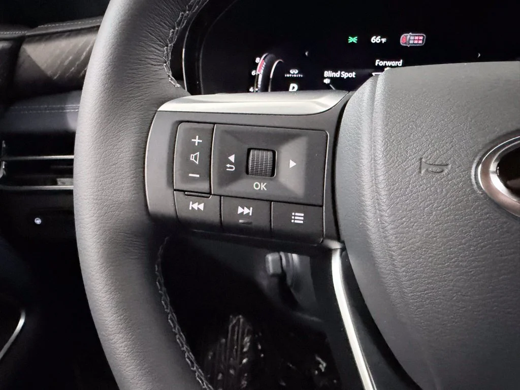 Used 2026 Gray INFINITI SPORT image 27