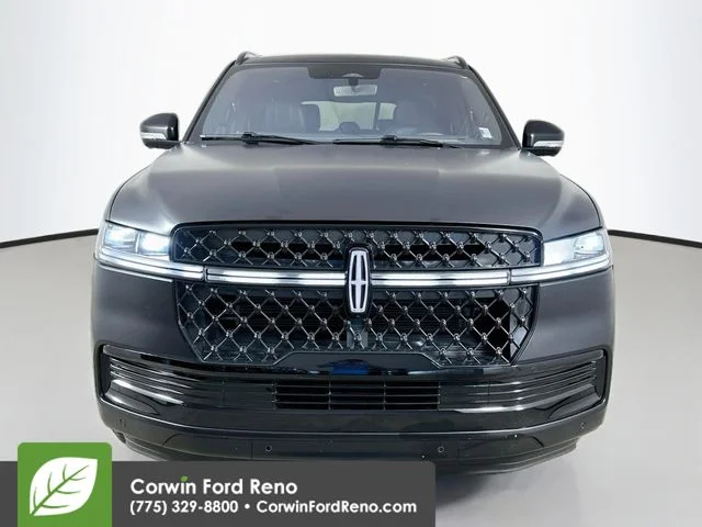Used 2025 Black Metallic Lincoln Reserve image 2