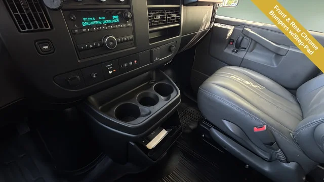 Used 2022 SUMMIT WHITE Chevrolet RWD 3500 Extended Wheelbase WT image 16