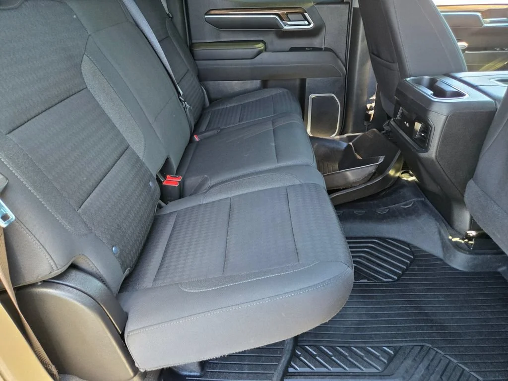 Used 2022 Northsky Blue Metallic Chevrolet RST image 13