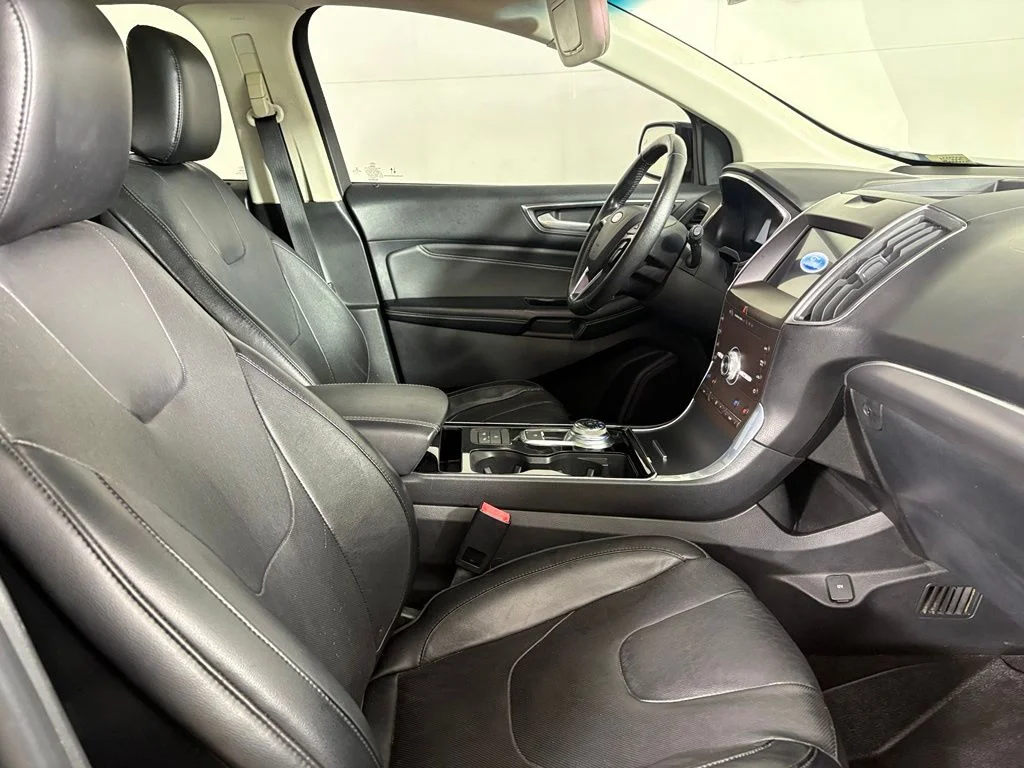 Used 2020 Black Ford Titanium image 14