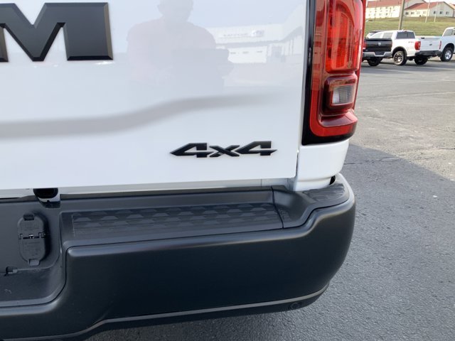 New 2026 Bright White Clear-Coat Exterior Paint RAM Tradesman image 10