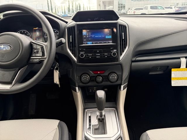 Used 2022 White Subaru  image 14