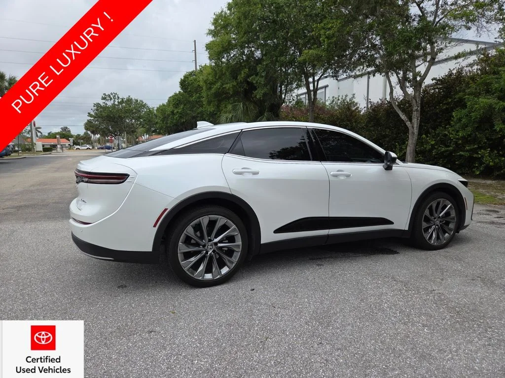 Used 2024 White Toyota Limited image 11