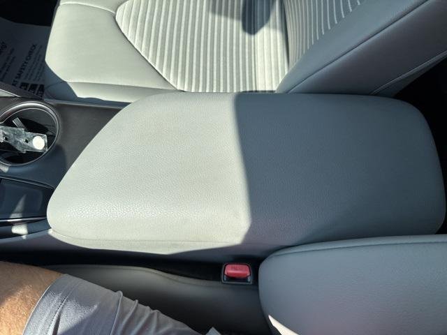 2022 Toyota Camry SE - Photo 36