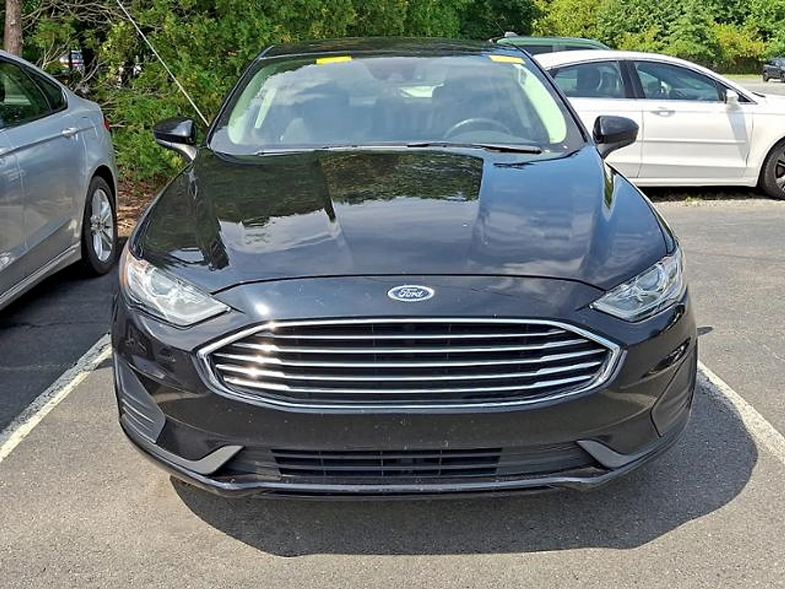Used 2020 Agate Black Metallic Ford Hybrid SE image 2