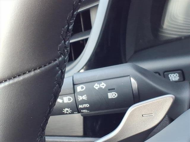 2025 Lexus ES Hybrid 300h - Photo 25