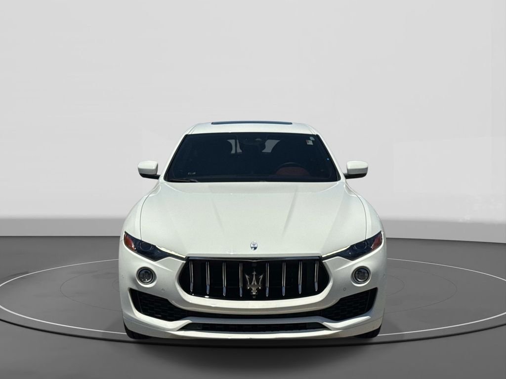 Used 2023  Maserati GT image 2