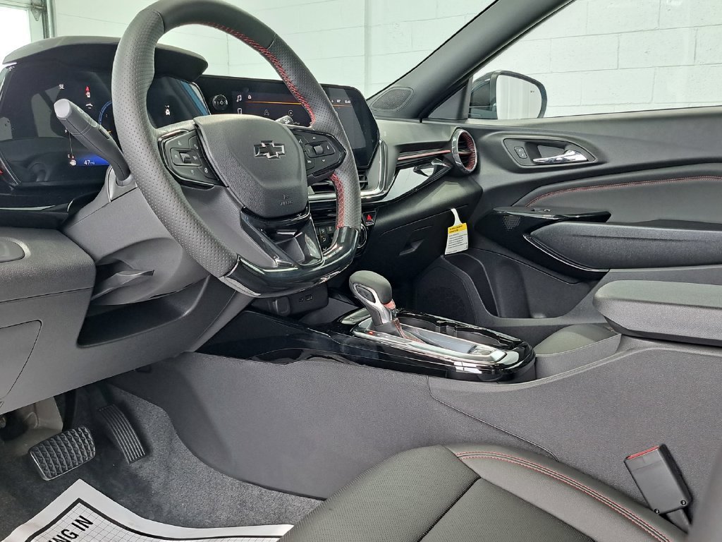 2026 Chevrolet Trax RS - Photo 7