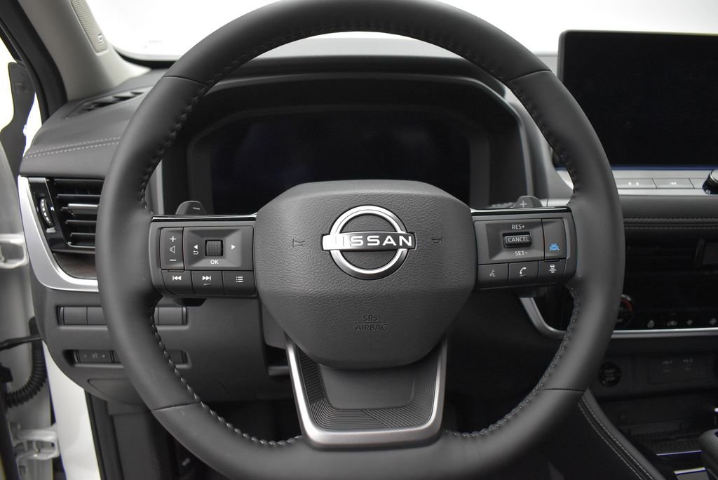 New 2026 Everest White Pearl TriCoat Nissan Platinum image 17