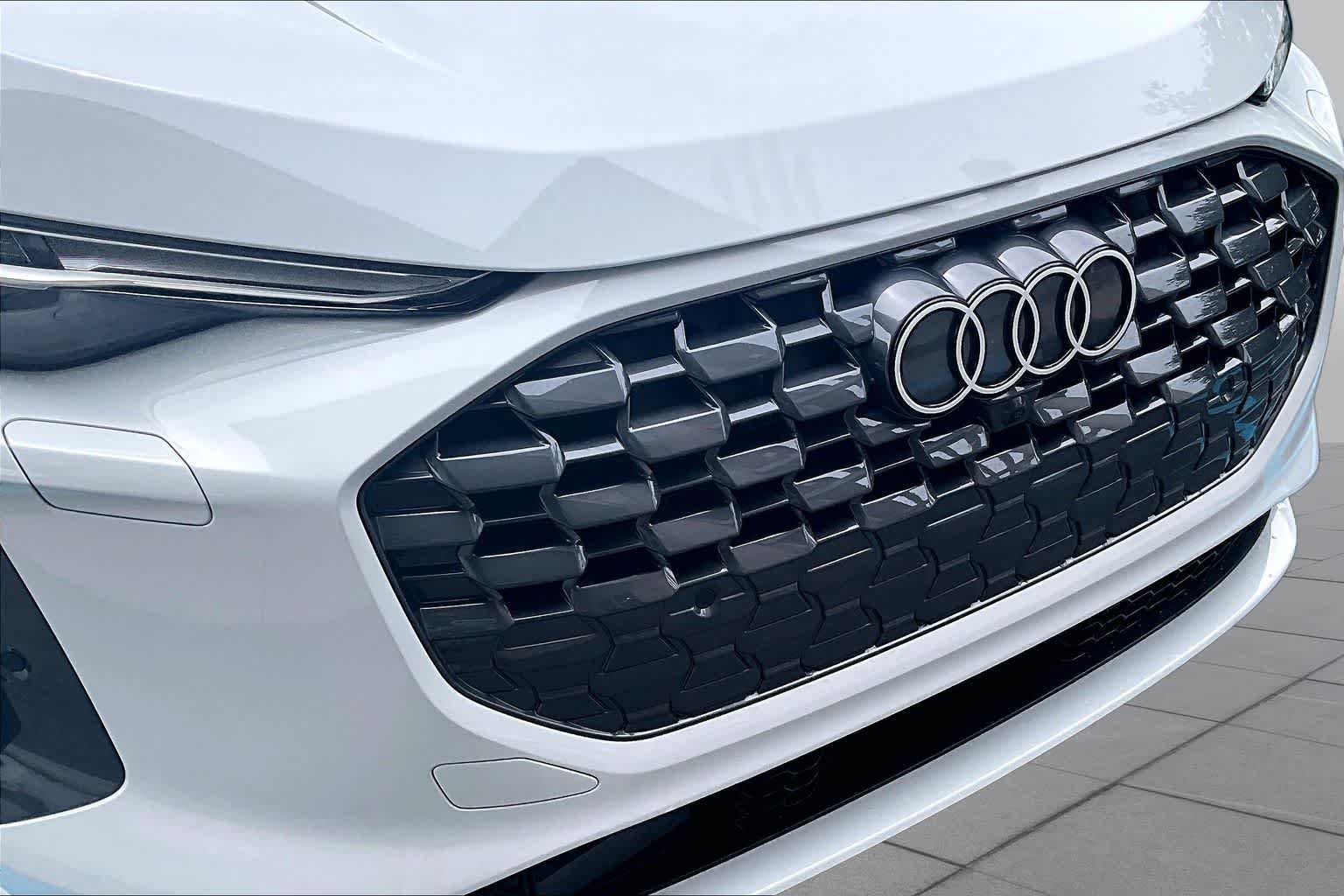 Used 2025 Glacier White Metallic Audi Premium Plus image 51