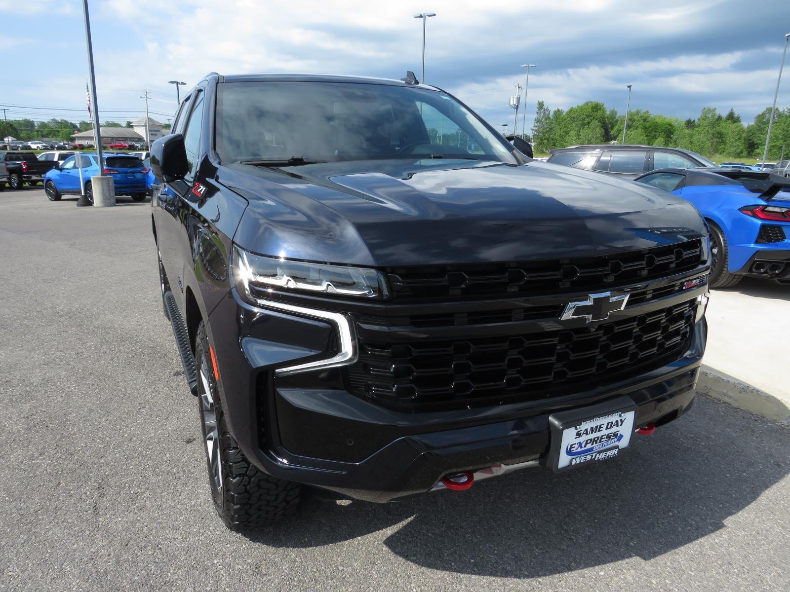 Used 2023 Midnight Blue Metallic Chevrolet Z71 image 4