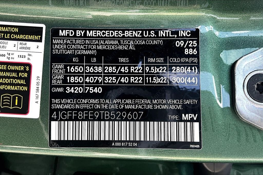 Certified Used 2026 Green Mercedes-Benz GLS 580 image 35