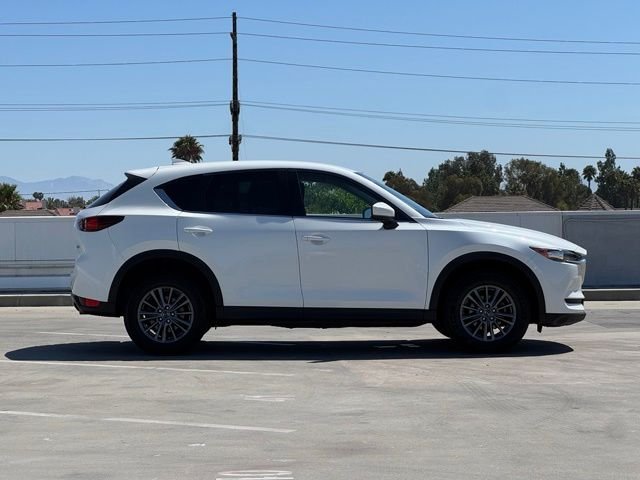 Used 2017 Snowflake White Pearl Mazda Sport image 30