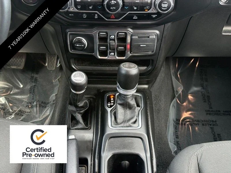 Used 2023 Black Jeep Sport S image 15
