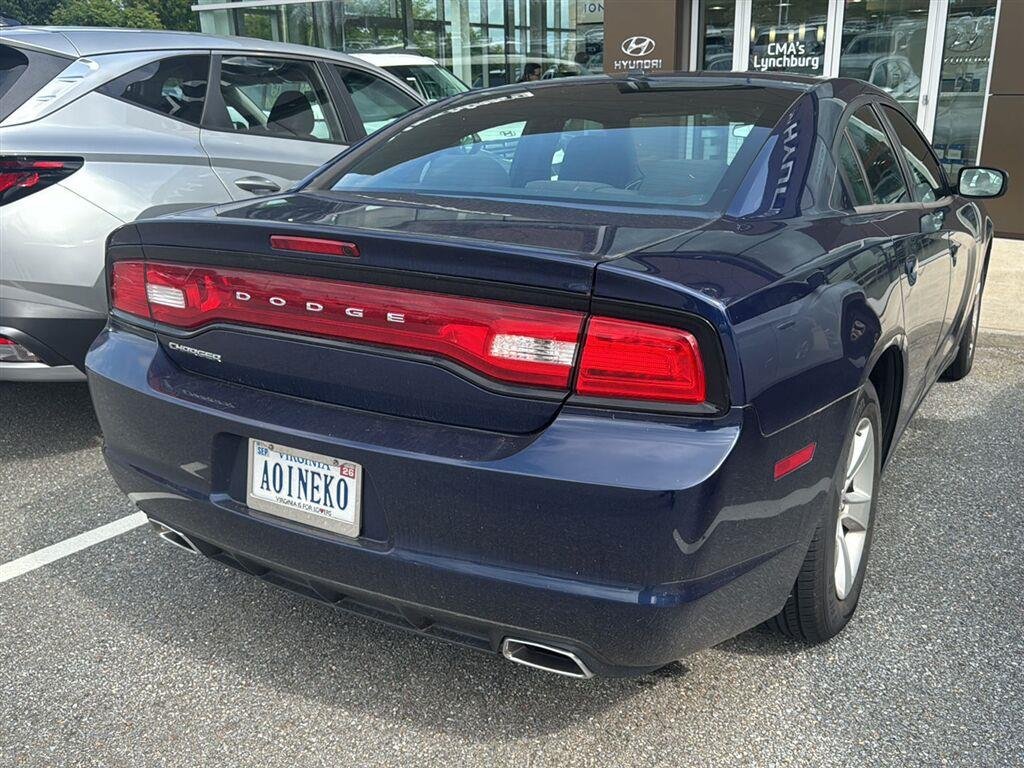 Used 2014 Jazz Blue Pearlcoat Dodge SE image 9