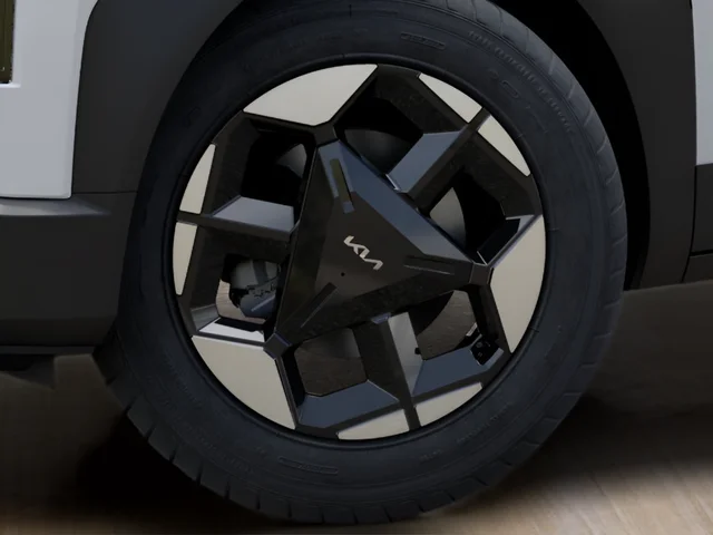 New 2027 White Kia S image 24