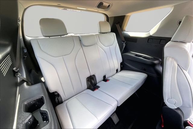 Used 2024 Gray Hyundai SEL image 18