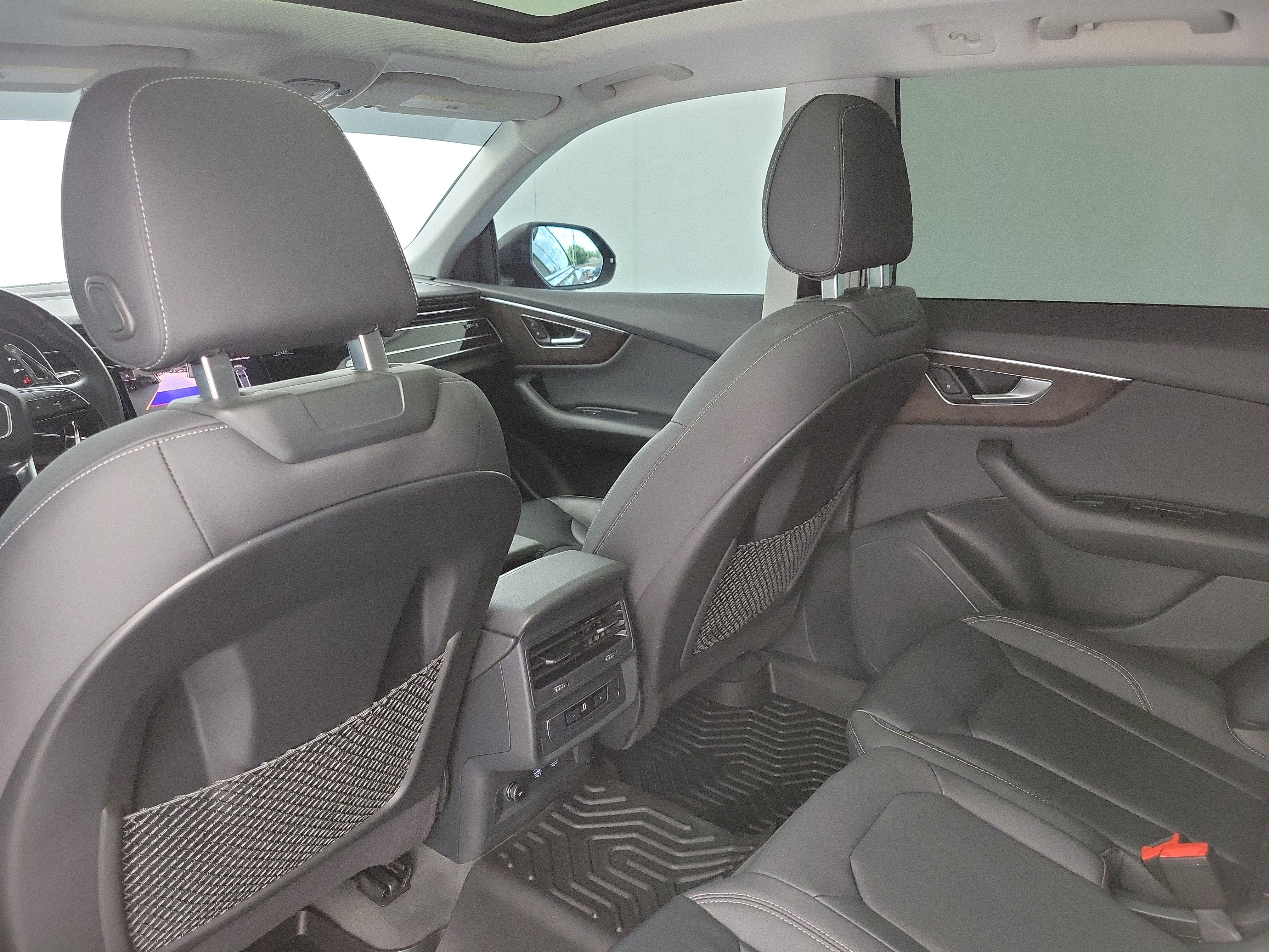 Used 2019 Gray Metallic Audi 3.0T Premium image 13
