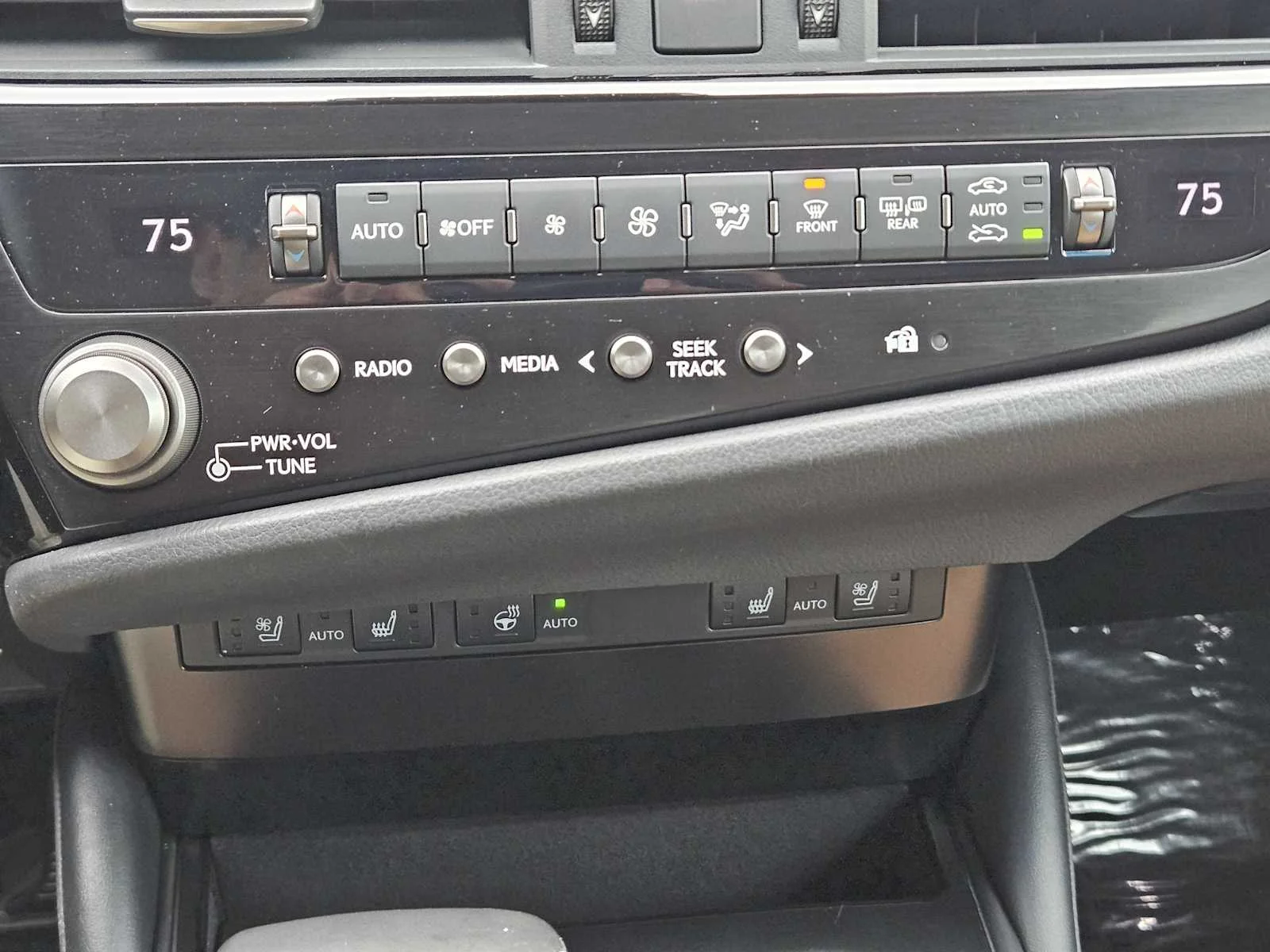 Used 2024 Caviar Lexus  image 13
