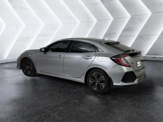 Used 2018 Silver Honda EX image 6