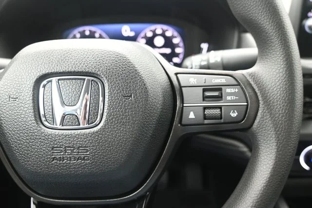 New 2026 Platinum White Pearl Honda LX image 30