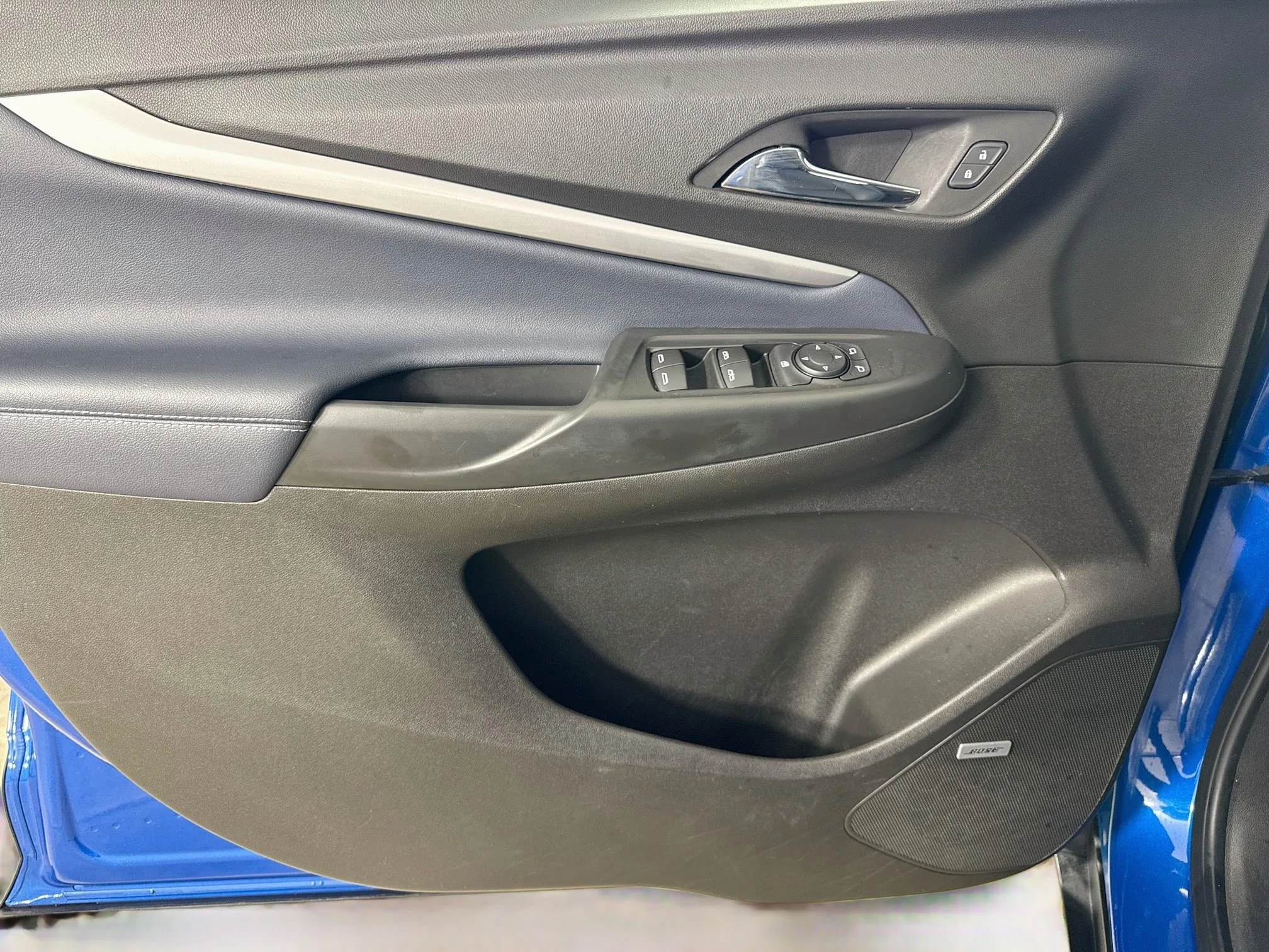Used 2023 Bright Blue Metallic Chevrolet Premier image 19