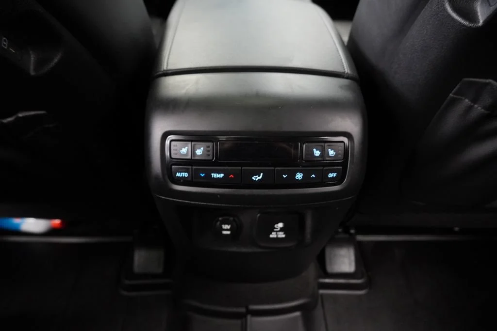 Used 2023 Green Hyundai Calligraphy image 17