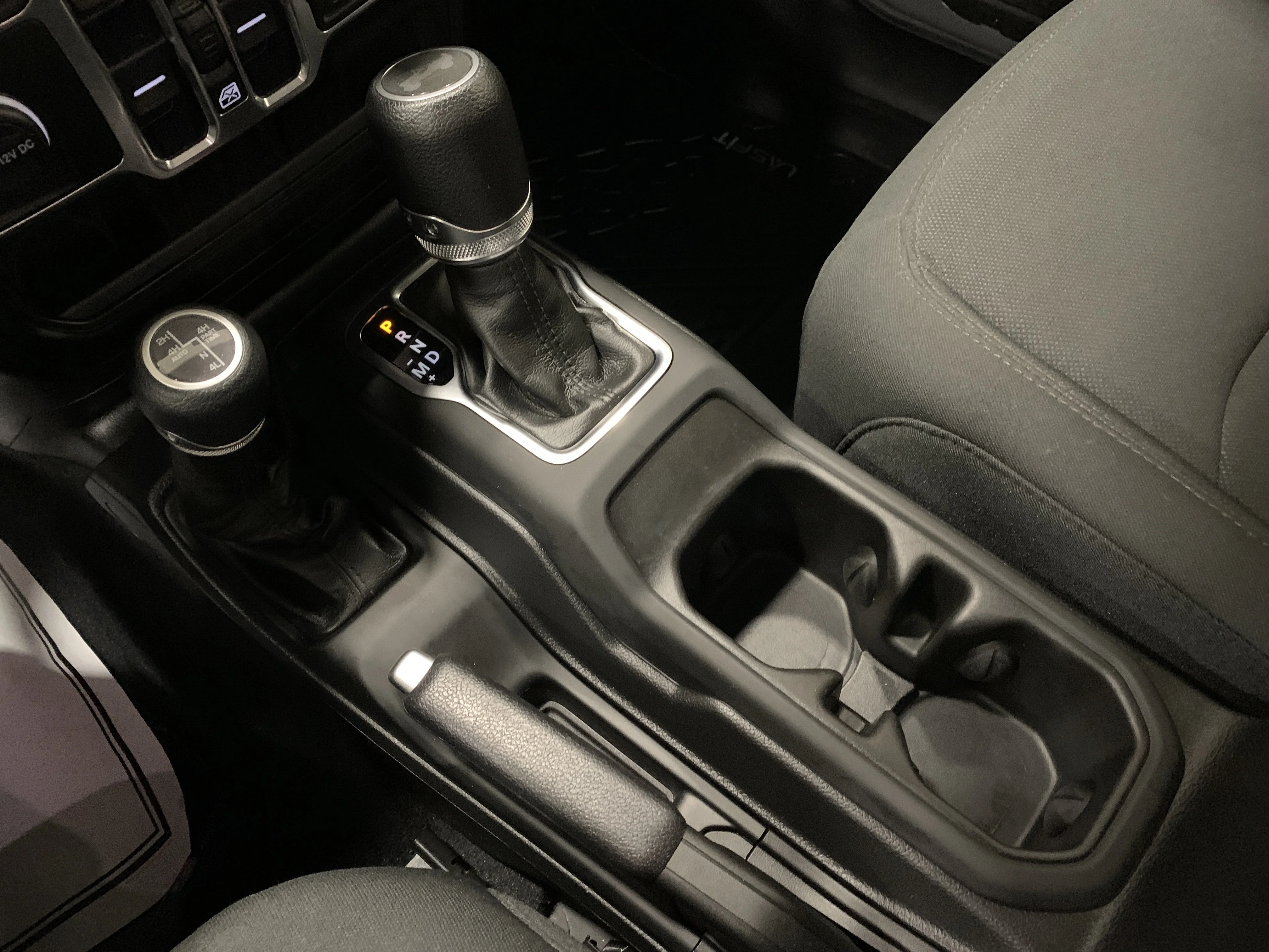 Certified Used 2023 STING GREY Jeep Sport Altitude image 17