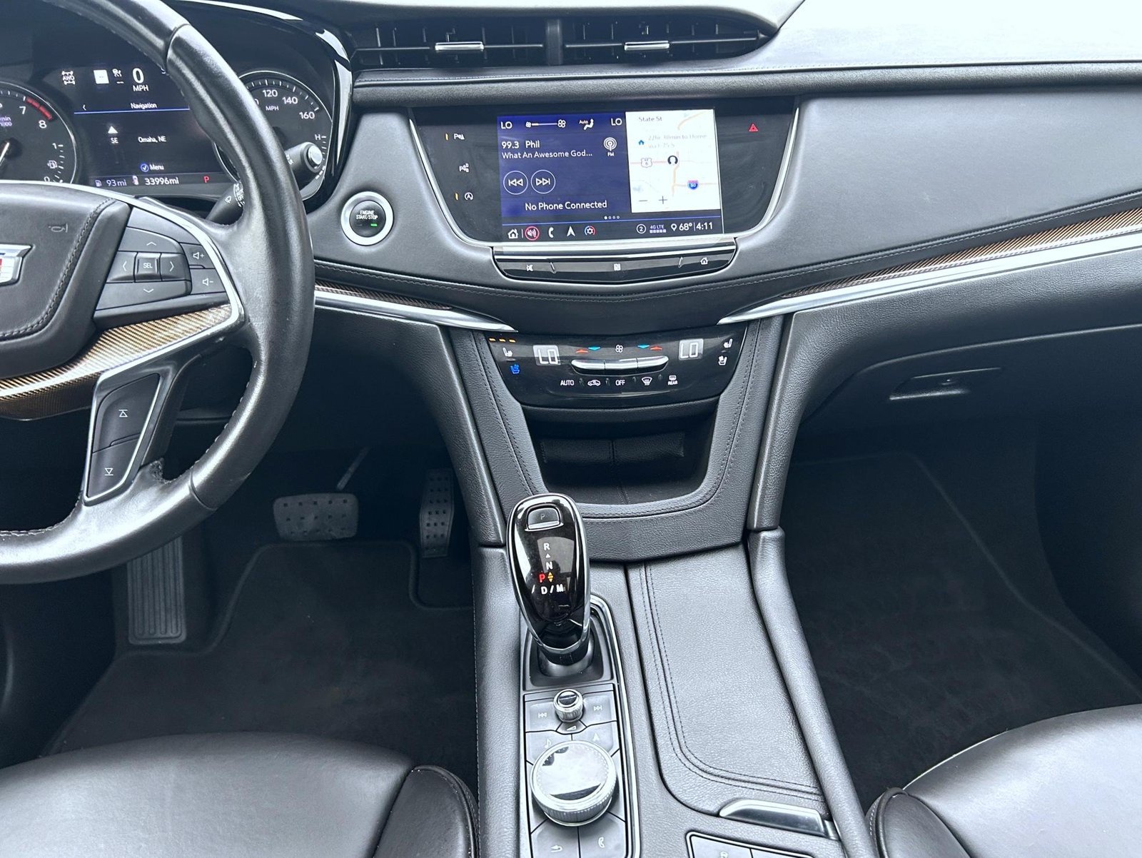 Used 2020 Silver Cadillac Premium Luxury image 18