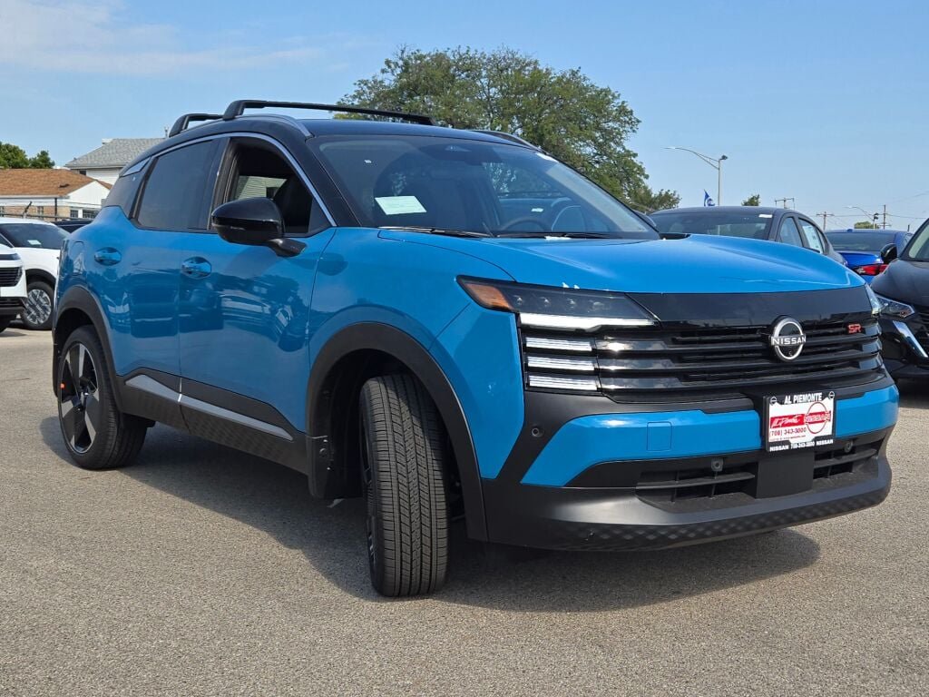 New 2026 White Nissan SR image 5